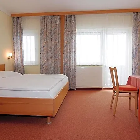 Wohlfuehl Wiesenhof Hotel